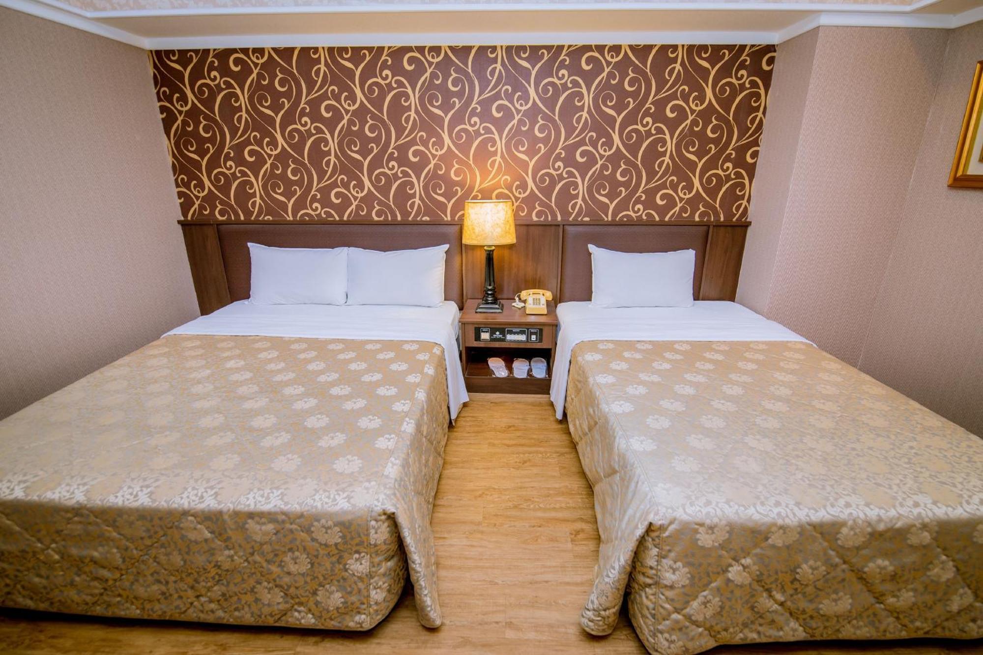 Hamilton Hotel Тайчжун Екстер'єр фото