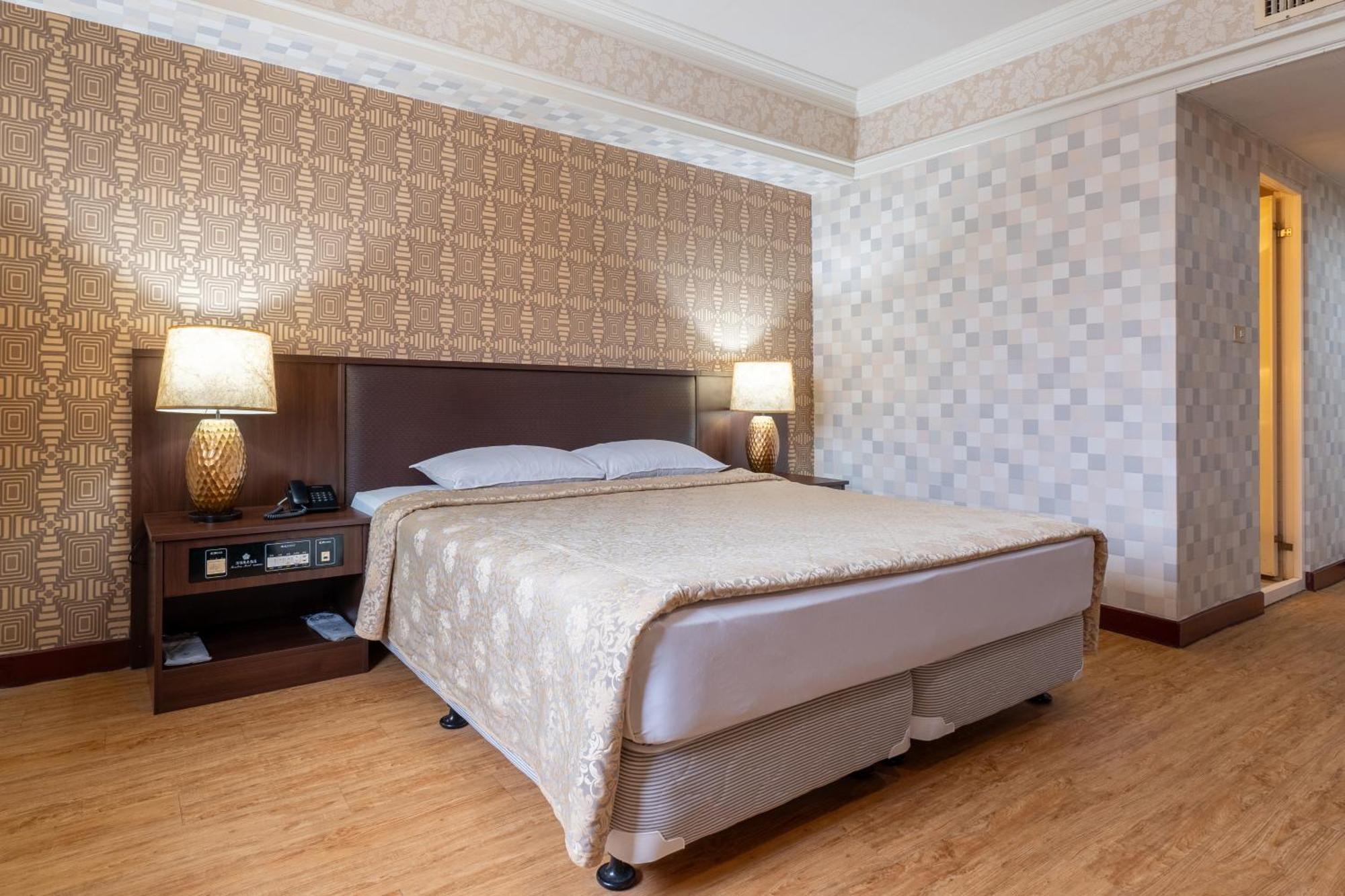 Hamilton Hotel Тайчжун Екстер'єр фото