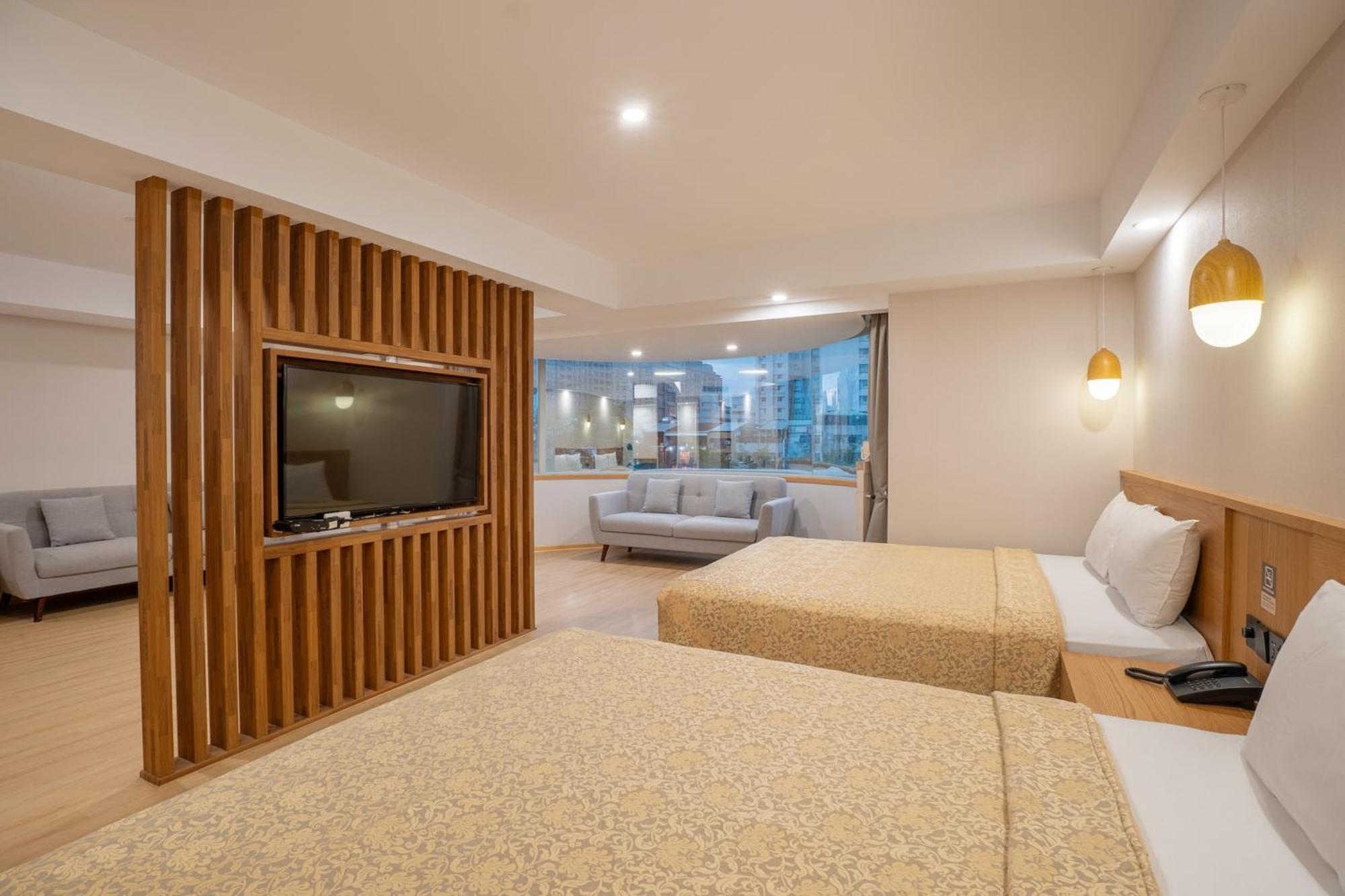 Hamilton Hotel Тайчжун Екстер'єр фото